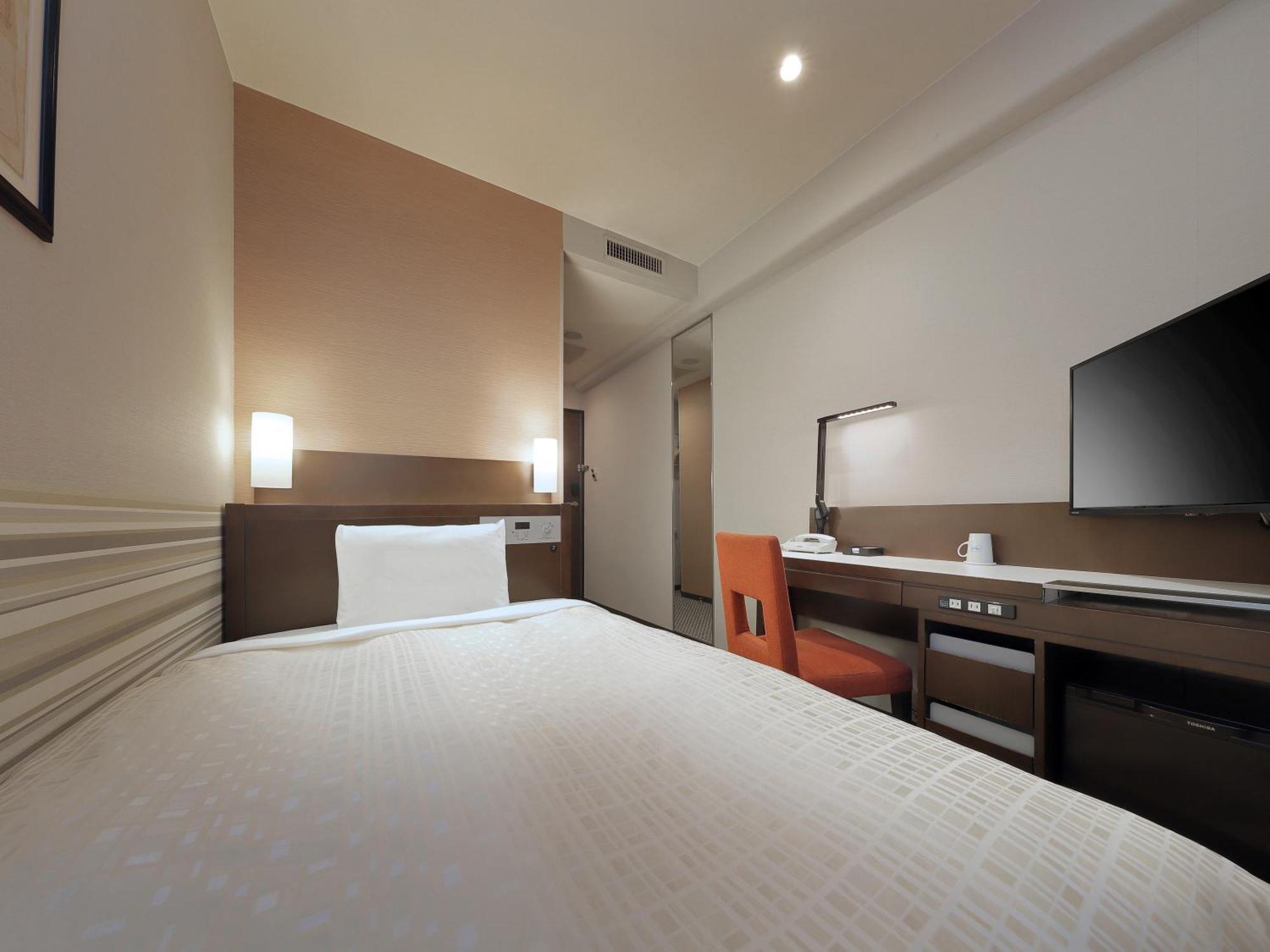 Keio Presso Inn Kanda Tokyo Exterior photo