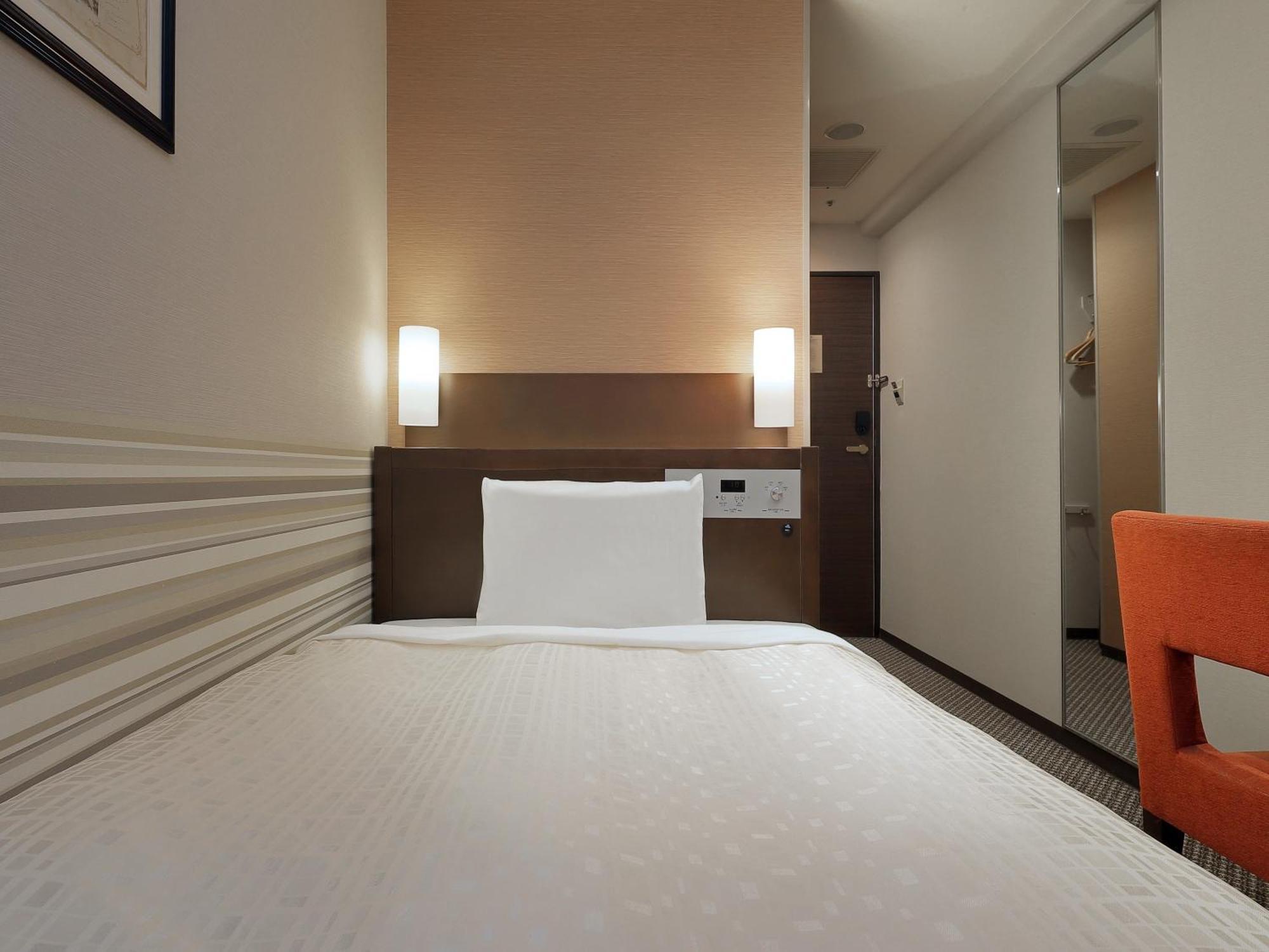 Keio Presso Inn Kanda Tokyo Exterior photo